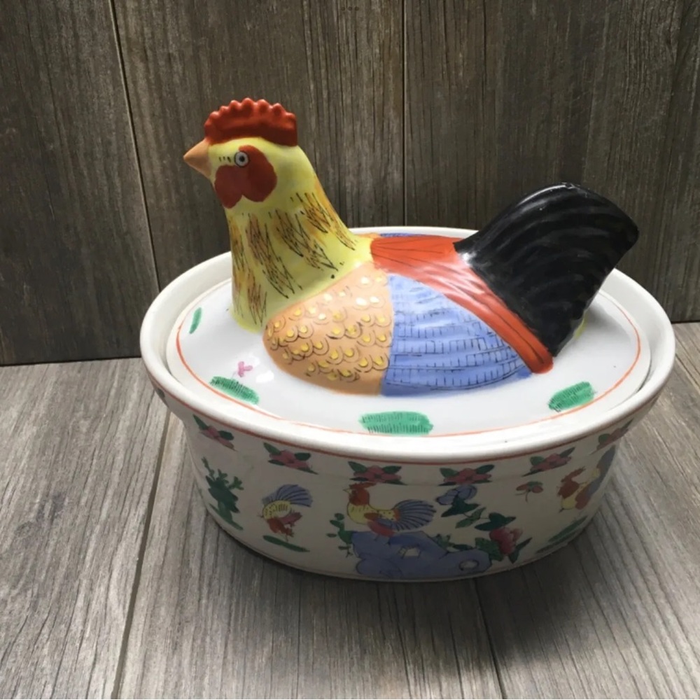 Nesting Hen Farm House Country Stoneware Covered Casserole Dish VTG